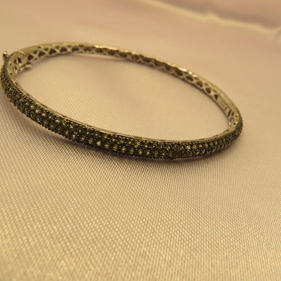 Sterling Silver Bangle Bracelet with Black cz - Picture 3 of 4
